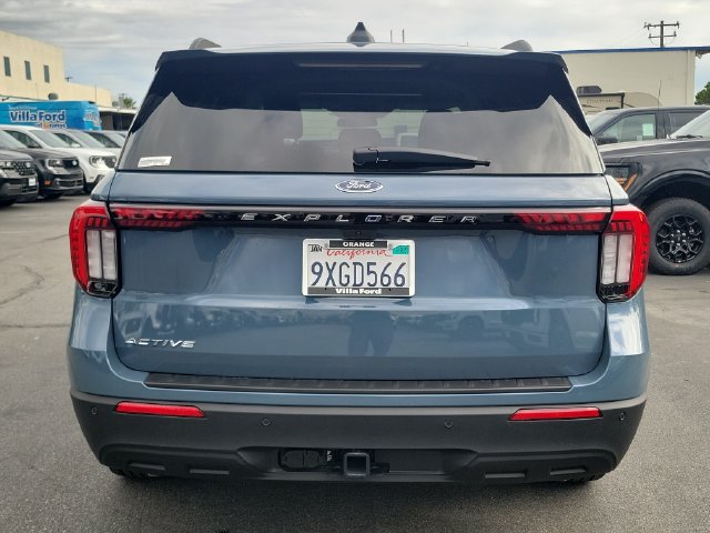 Used 2026 Ford Explorer Active RWD image 23