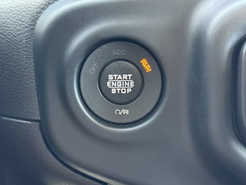 Used 2019 Jeep Wrangler Rubicon AWD/4WD image 21