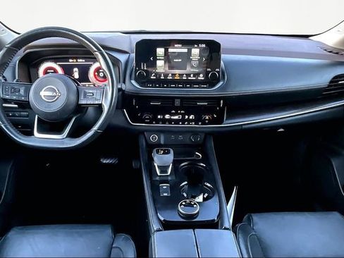 Used 2022 Nissan Rogue Platinum w/ Head-Up Display Package image 7