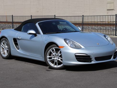 Used 2016 Porsche Boxster image 11