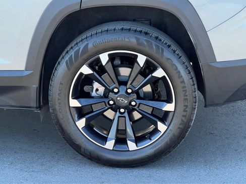 Used 2025 Chevrolet Equinox RS AWD/4WD image 14