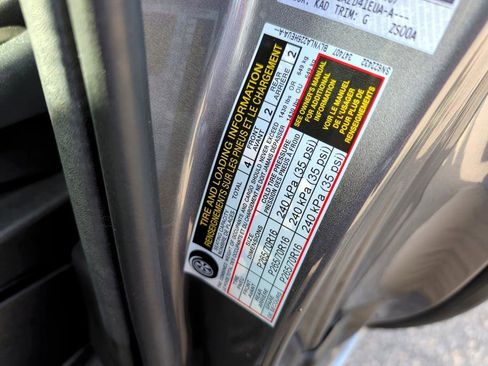 Used 2025 Nissan Frontier S image 31