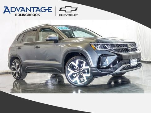 Used 2022 Volkswagen Taos SEL AWD/4WD image 1