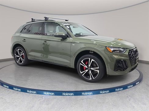 Certified 2025 Audi Q5 2.0T Premium Plus w/ Premium Plus Package image 4