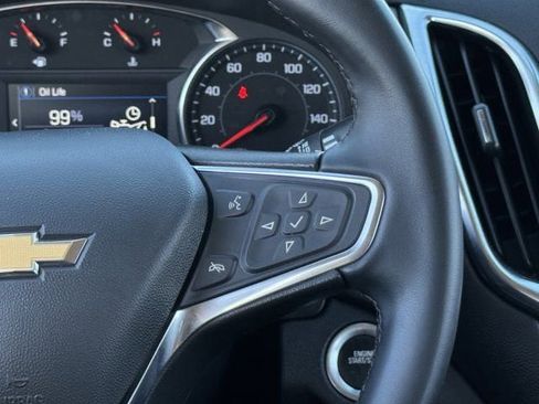 Used 2024 Chevrolet Equinox LT image 16