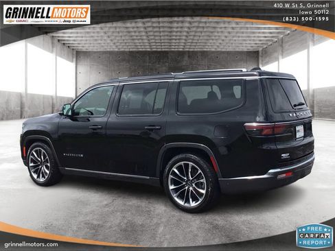 Used 2022 Jeep Wagoneer Series III w/ Premium Group I AWD/4WD image 7