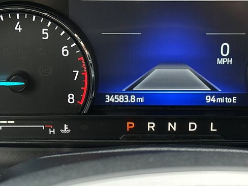 Certified 2022 Ford Explorer XLT w/ Equipment Group 202A image 26