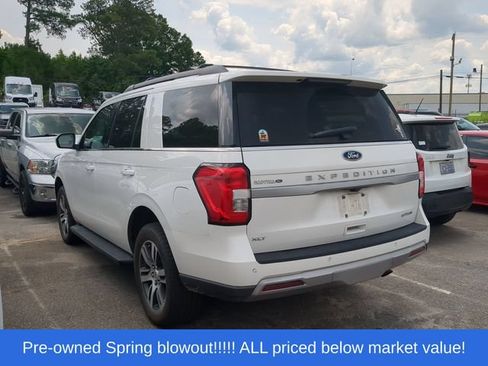 Used 2024 Ford Expedition XLT AWD/4WD image 2