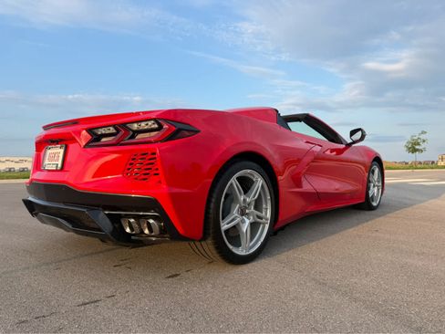 Used 2025 Chevrolet Corvette Stingray Convertible w/ 1LT RWD image 5