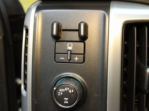 Used 2017 GMC Sierra 1500 SLE image 18