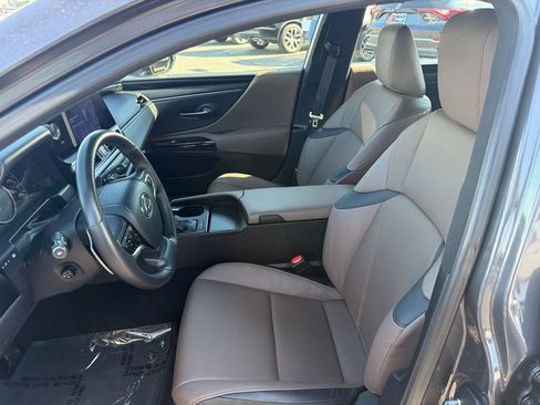 Used 2023 Lexus ES 350 w/ Premium Package FWD image 12