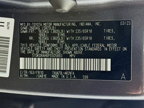 Used 2023 Toyota Highlander LE FWD image 30