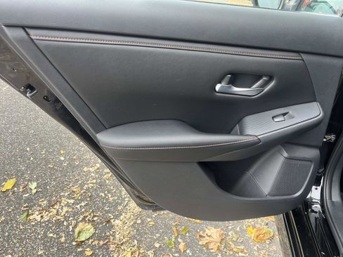 Used 2023 Nissan Sentra SR w/ Midnight Edition Package image 11