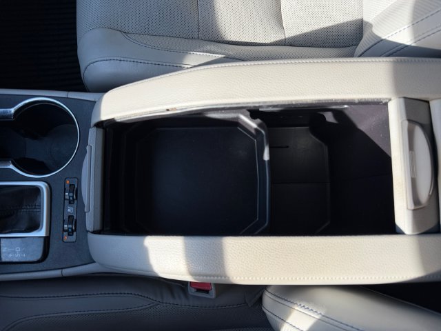 Used 2019 Toyota Highlander Limited Platinum AWD/4WD image 30