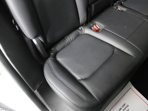 Used 2020 Tesla Model Y Long Range image 38