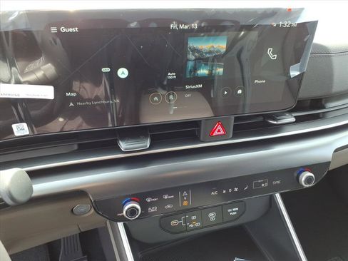 New 2026 Kia Carnival image 23