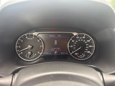 Used 2025 Nissan Altima 2.5 SV AWD/4WD image 19