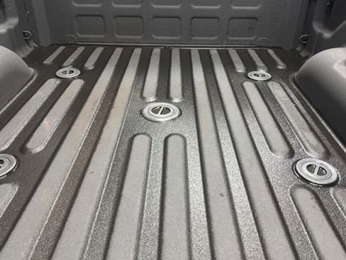 Used 2024 RAM 2500 Laramie w/ Night Edition image 36