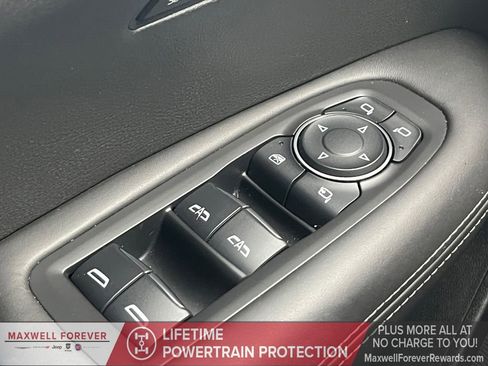 Used 2022 Cadillac XT6 Premium Luxury w/ Platinum Package image 7