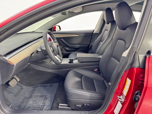 Used 2022 Tesla Model 3 image 17