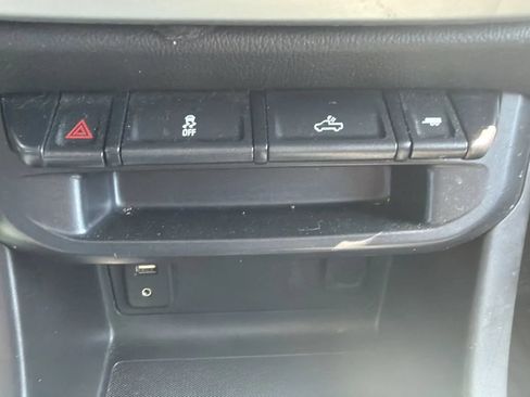 Used 2015 Chevrolet Colorado LT w/ LT Convenience Package RWD image 31
