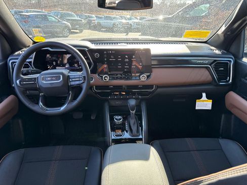 New 2026 GMC Canyon AT4 image 32