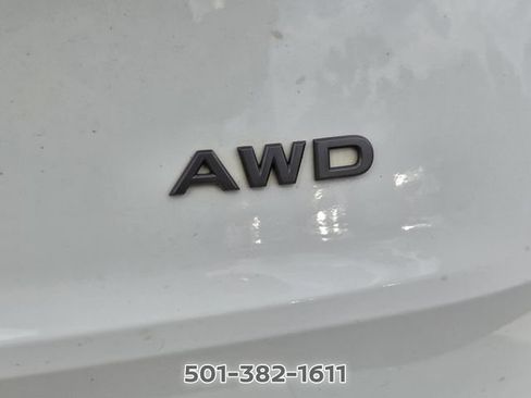 Used 2025 Nissan Rogue S AWD/4WD image 5
