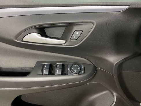 Certified 2024 Buick Envista Sport Touring w/ Convenience I Package FWD image 13