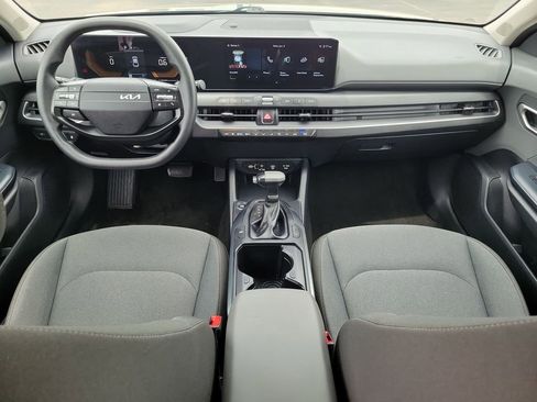 Used 2025 Kia K4 FWD image 14