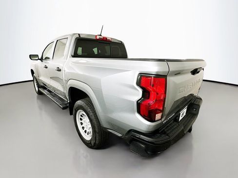 Used 2025 Chevrolet Colorado W/T w/ WT Convenience Package II image 7