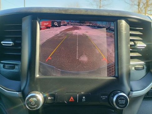 Used 2024 RAM 2500 Big Horn image 33