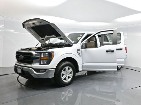 Used 2023 Ford F150 XLT image 40