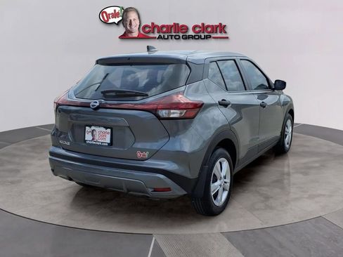 Used 2025 Nissan Kicks Play S FWD image 5