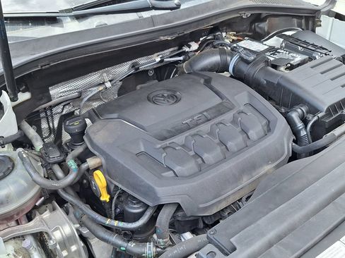 Used 2020 Volkswagen Tiguan SEL Premium R-Line AWD/4WD image 32
