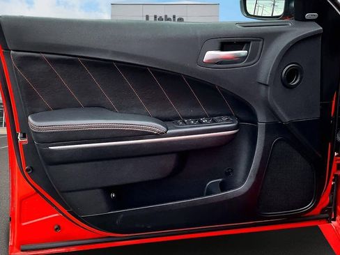 Used 2019 Dodge Charger R/T image 28