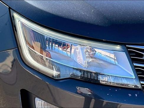 Used 2017 Ford Explorer Limited w/ Equipment Group 301A image 30