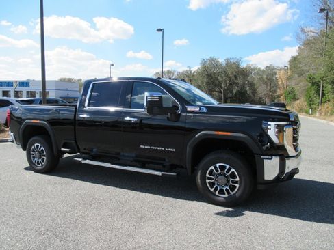 New 2026 GMC Sierra 2500 SLT w/ SLT Premium Package AWD/4WD image 2