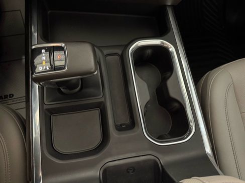 Used 2022 Chevrolet Silverado 1500 LTZ w/ LTZ Convenience Package II image 21