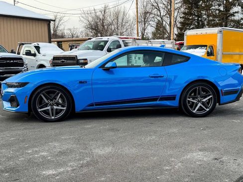 Used 2024 Ford Mustang GT Premium image 6