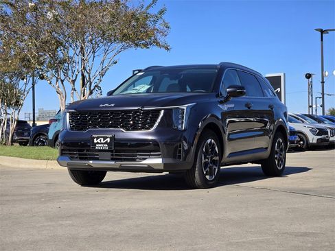 New 2026 Kia Sorento S image 2
