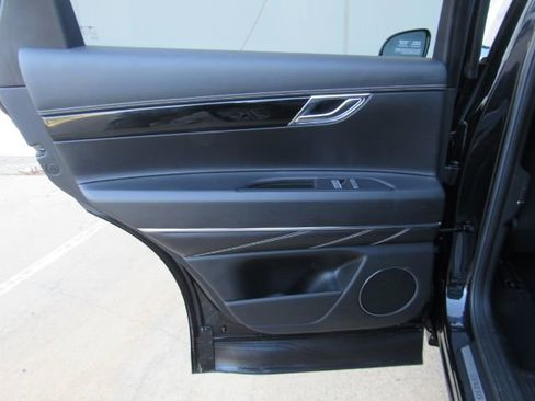 Used 2021 Genesis GV80 2.5T image 18