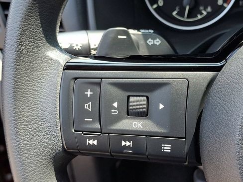 Certified 2023 Nissan Rogue SV AWD/4WD image 22
