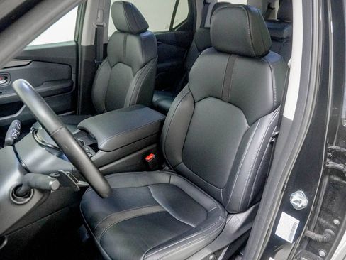Used 2025 Honda Pilot EX-L image 20
