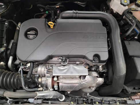 Used 2023 Chevrolet Malibu LT FWD image 30