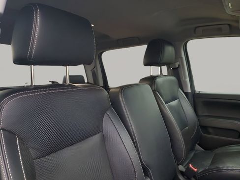 Used 2018 Chevrolet Silverado 1500 LT w/ Texas Edition image 15