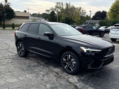 New 2026 Volvo XC60 B5 Plus w/ Climate Package image 3