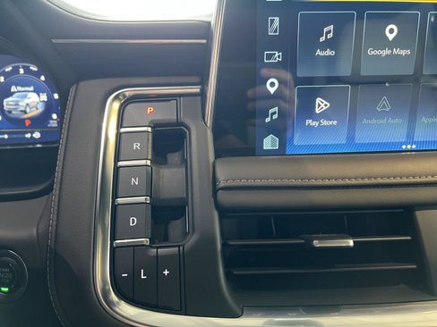 Used 2022 Chevrolet Tahoe LT AWD/4WD image 25