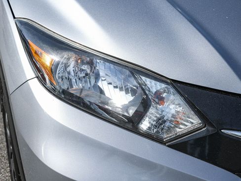 Used 2018 Honda HR-V EX image 13