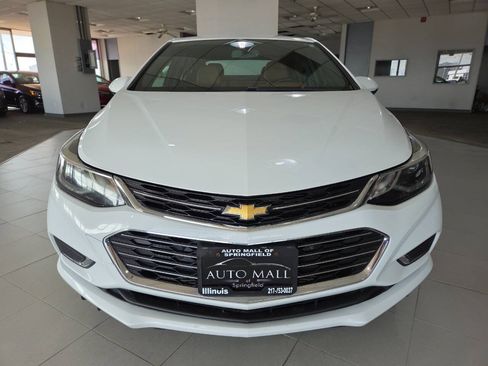 Used 2016 Chevrolet Cruze Premier FWD image 2