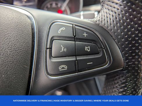 Used 2019 Mercedes-Benz GLC 300 GLC 300 w/ Premium Package image 33